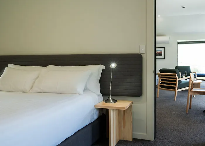 Hotel Edgewater Wanaka