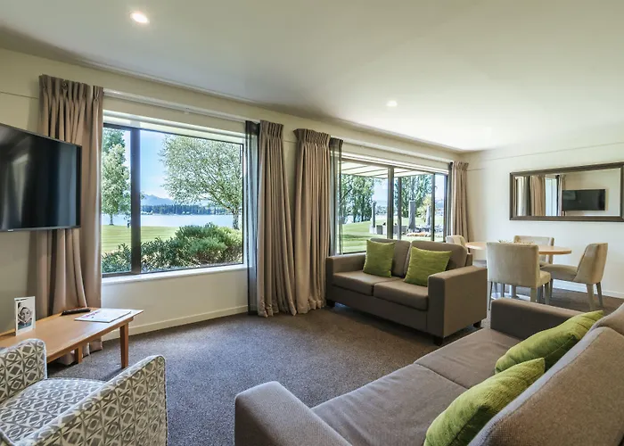 Hotel Edgewater Wanaka