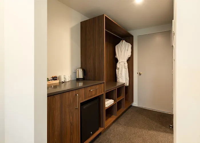 Edgewater 5*